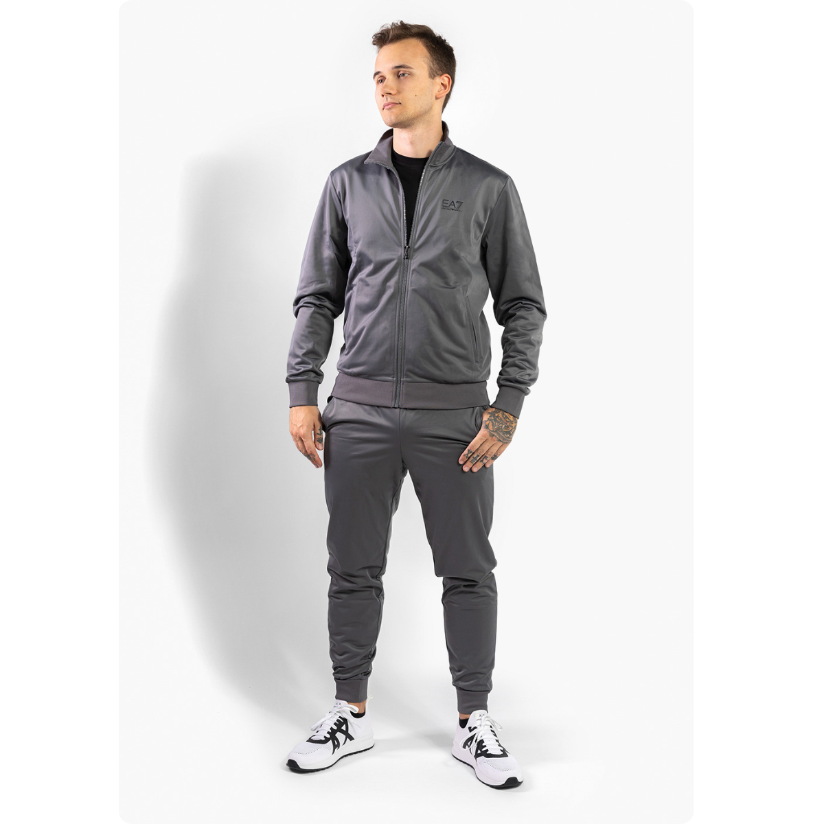 Armani tracksuit Emporio Armani Stort utvalg Mozzafiato.no